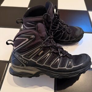 Salomon men’s hiking boots